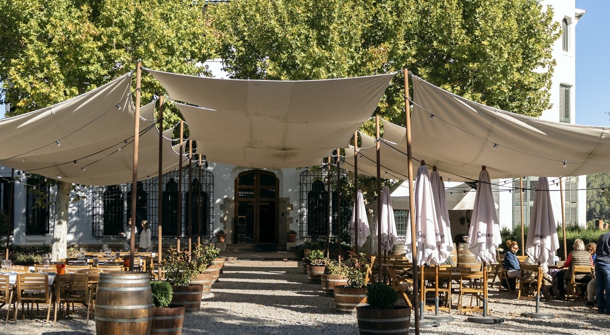 La Torre de Codorníu, lidera una cocina que transforma el desperdicio en valor agrícola y gastronómico