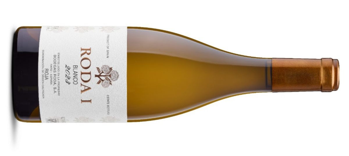 RODA I Blanco 2023, elaborado con uvas de viñas viejas de viura para potenciar su capacidad de guarda.